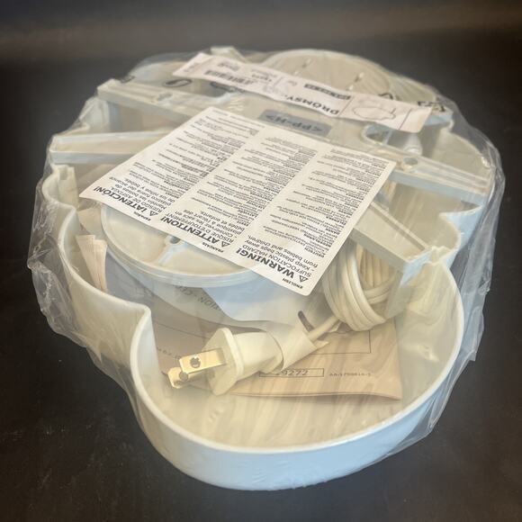 IKEA | Dromsyn Cloud Light | Plug In | Wall Mount | Y2K | NEW - Picture 4 of 5